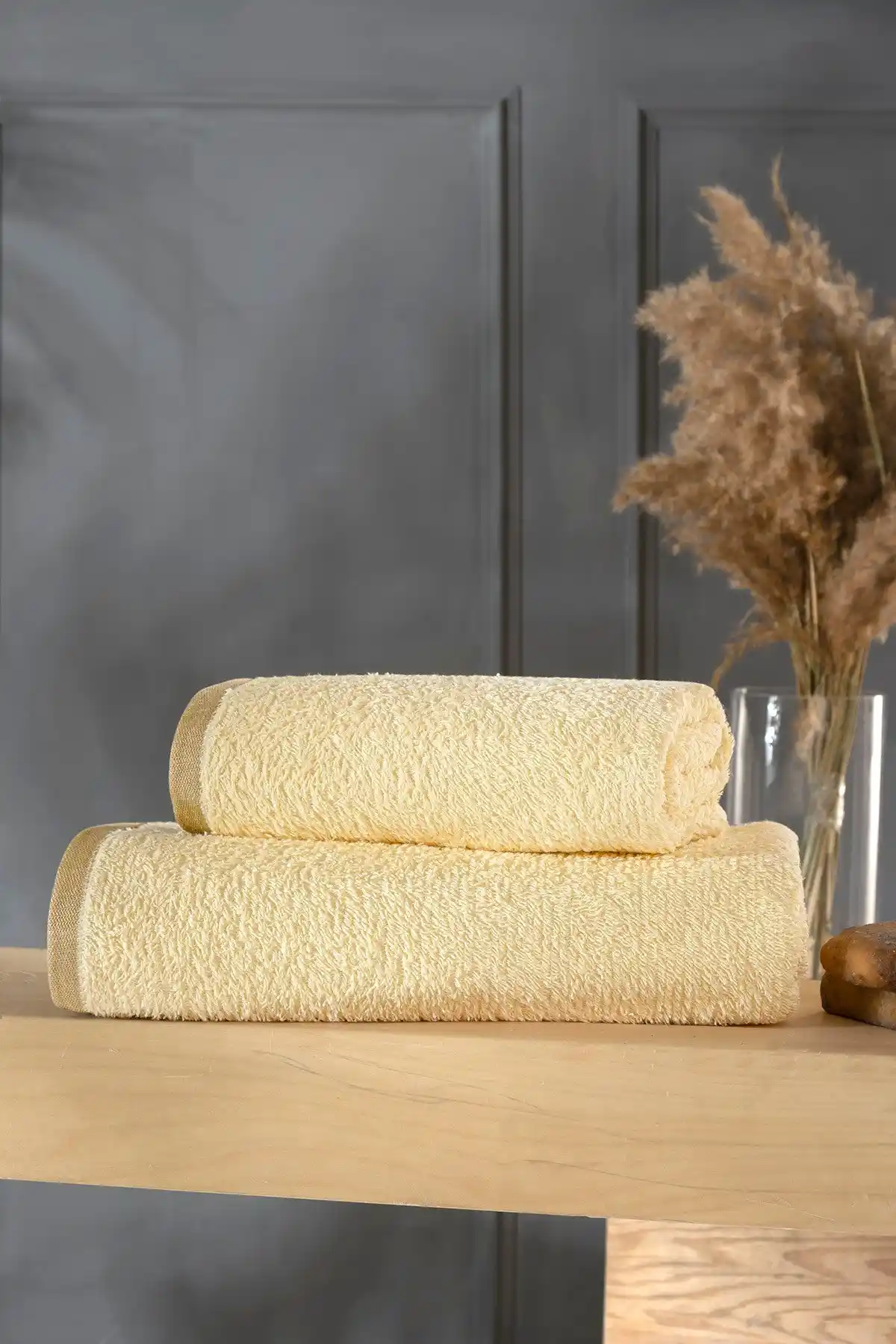 Sarı Havlu Kullanımı ve Dekorasyonda Renk Uyumu İpuçları