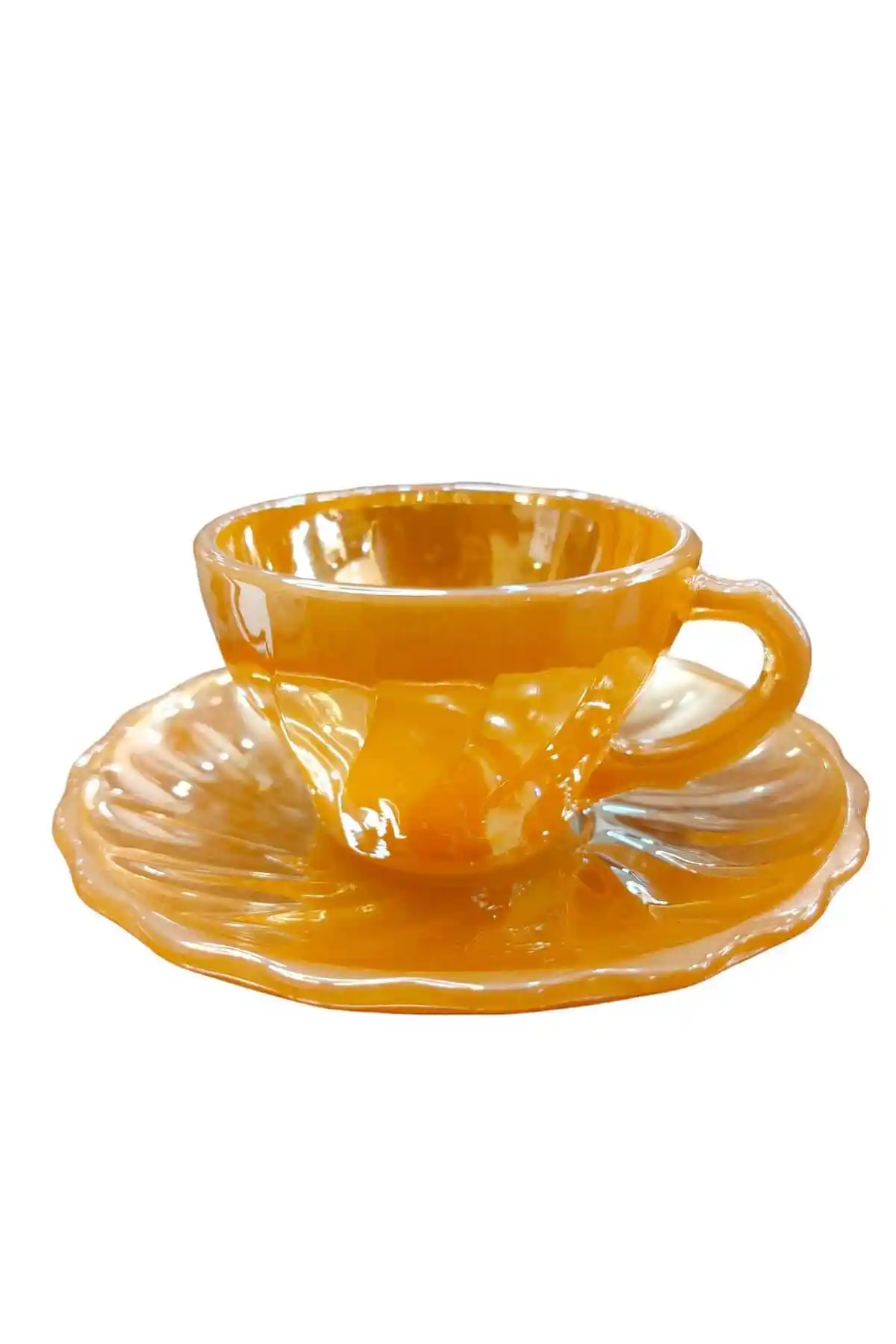 Sarı Kahve Fincanlarıyla Dekorasyonda Canlılık ve Şıklık Yaratma Rehberi