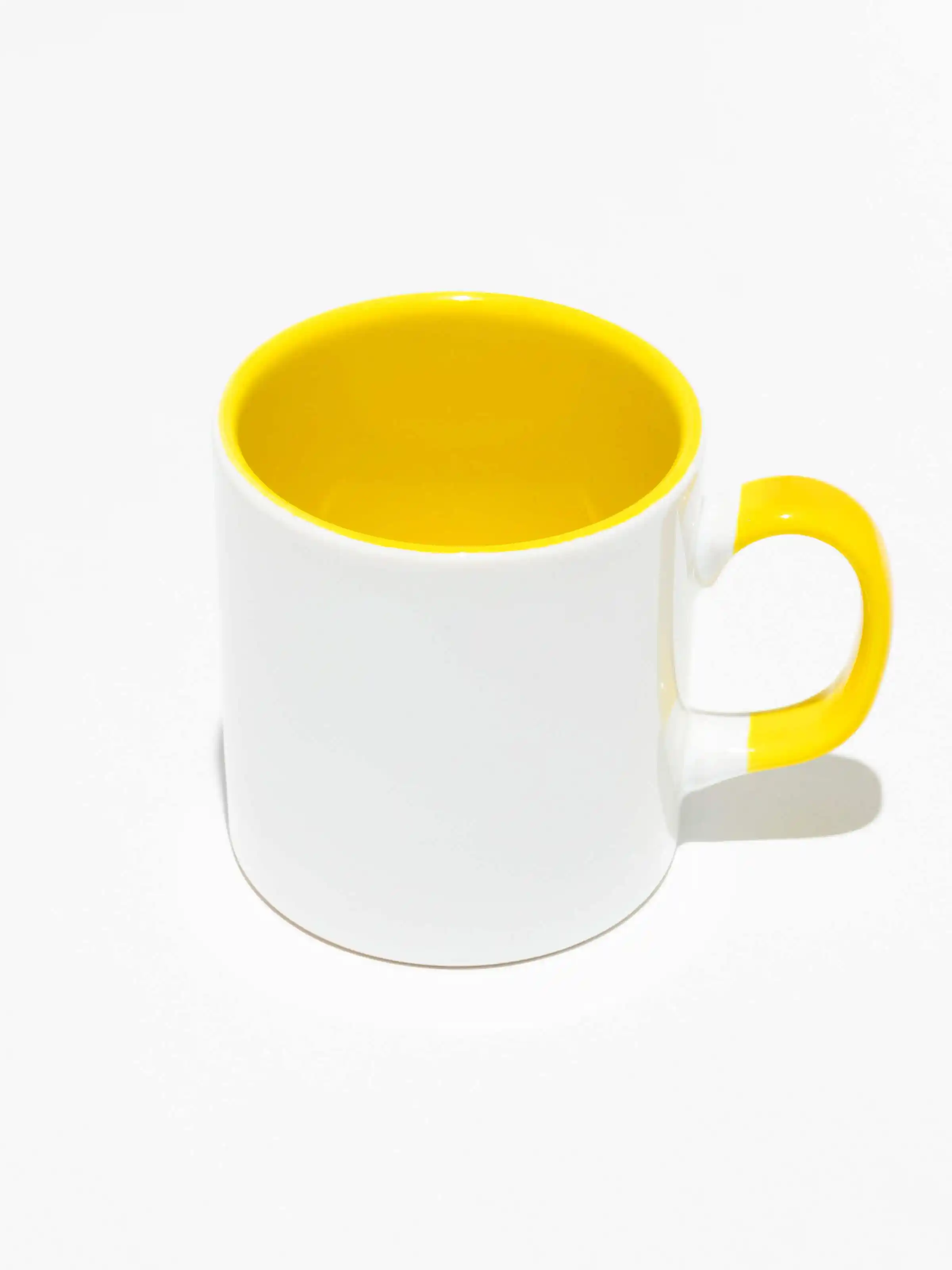 Sarı Kupa ile Dekorasyonda Canlılık ve Şıklık Yaratmanın Yolları