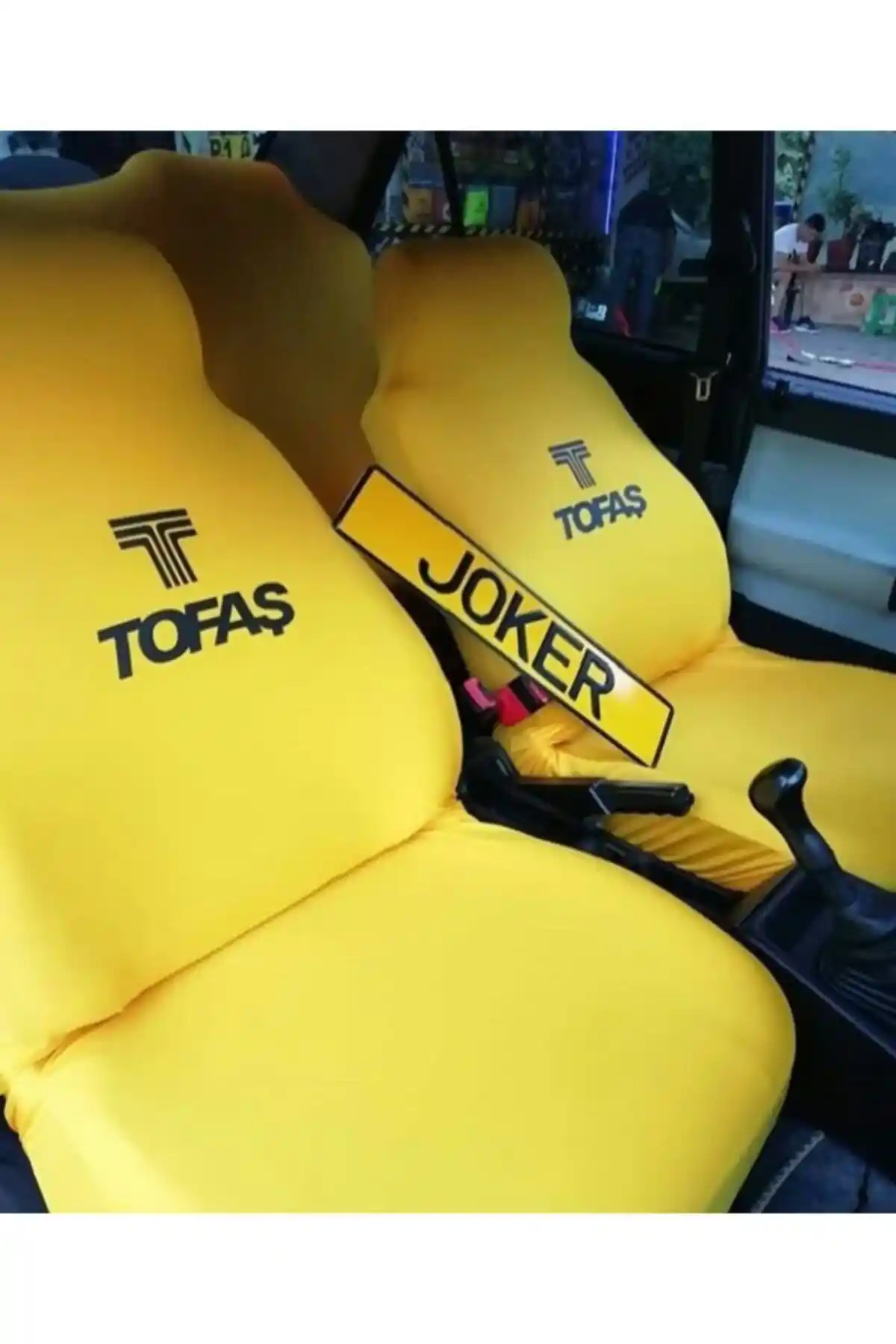 Sarı Servis Kılıfı ile Mekânlara Canlılık ve Estetik Katmanın Yolları