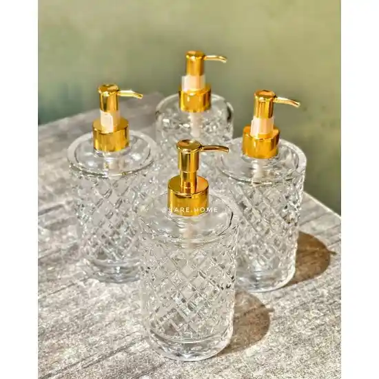 Şeffaf Cam Sıvı Sabunluklar Dekorasyonda Şıklık ve İşlevselliğin Buluşması