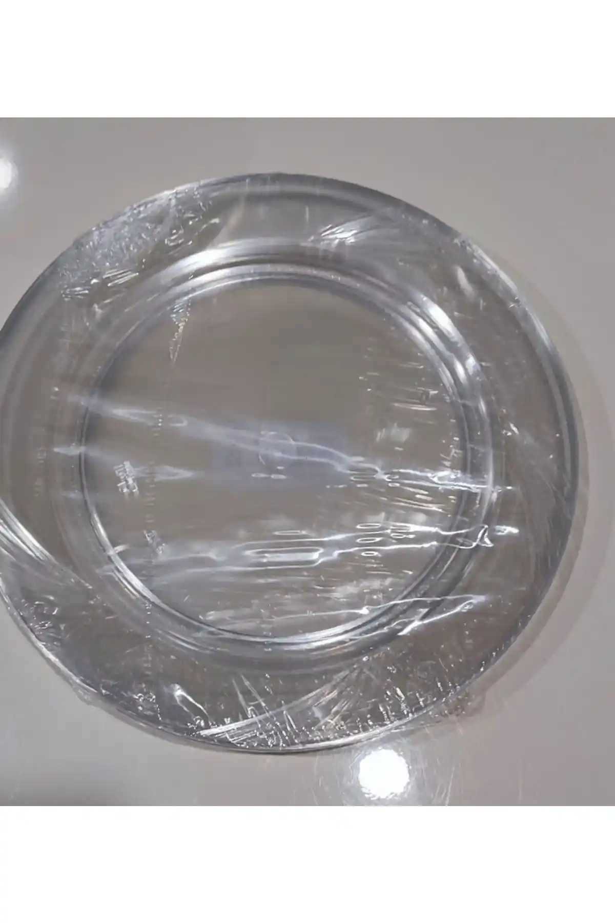 Şeffaf Tabaklarla Modern ve Zarif Dekorasyon Fikirleri ve Kullanım İpuçları