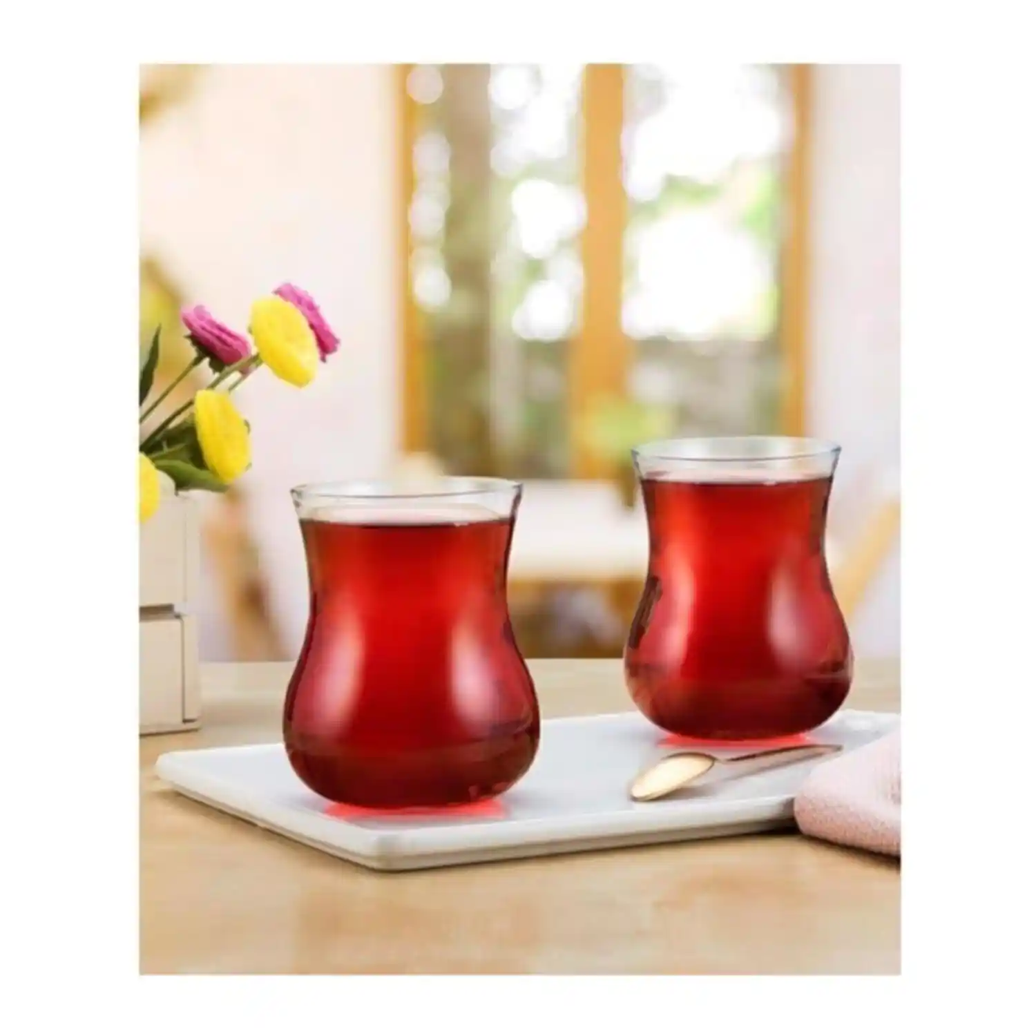 Semaver Çay Bardağı ile Dekorasyonda Şıklık ve İşlevsellik Nasıl Sağlanır