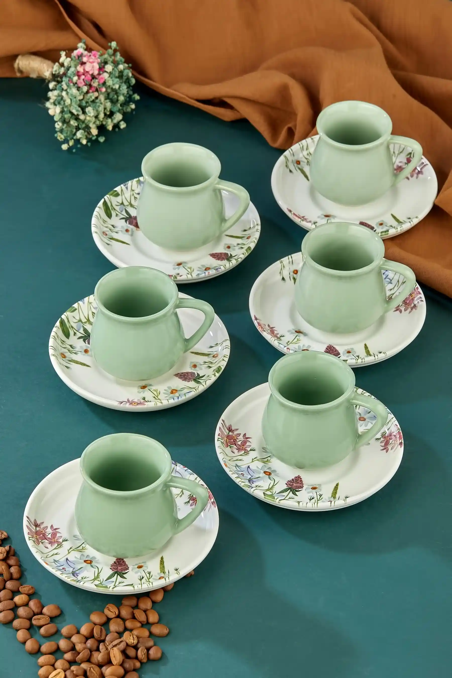 Seramik Fincan Modelleri ile Dekorasyonda Şıklık ve Fonksiyonellik Rehberi