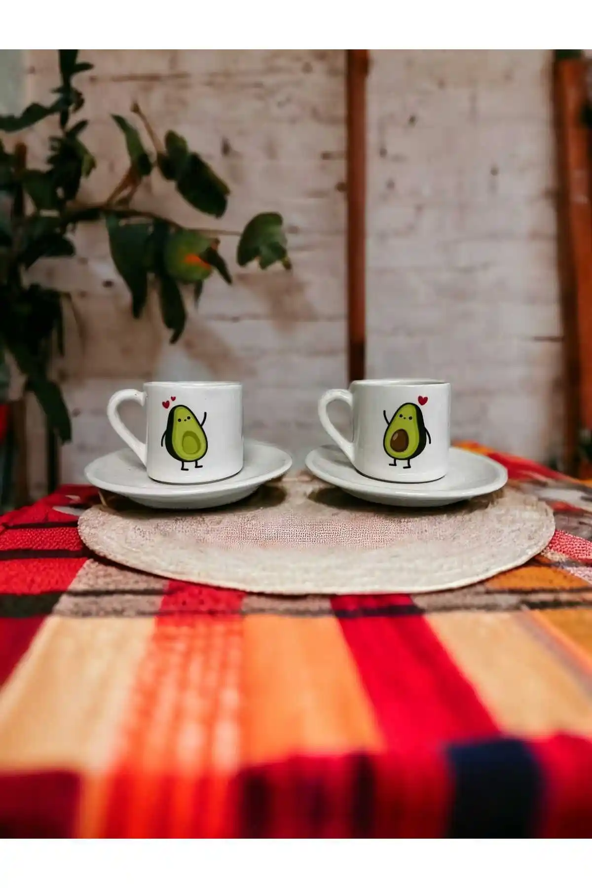 Sevgili Fincan Takımı ile Dekorasyonda Romantizmi Yansıtmanın En Güzel Yolları