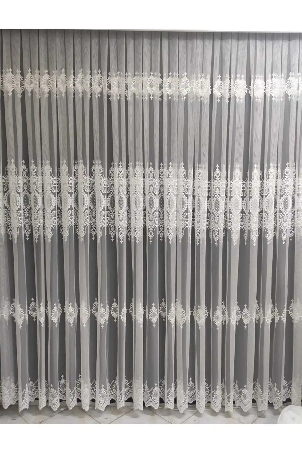 Sık Pile Tül Perde Dekorasyonunda Şıklık ve İşlevselliğin Buluşması