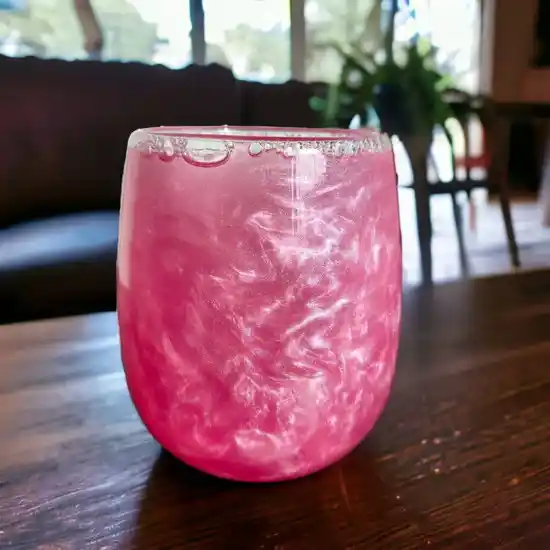 Simli Bardak ile Dekorasyonda Yaratıcı ve Şık Detaylar Arayışınıza Çözüm