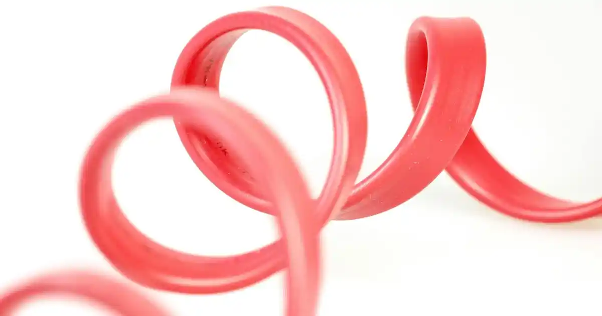 Soğuk Kahve Bardağı Cam Dekorasyonunda Estetik ve Fonksiyonellik Bir Arada