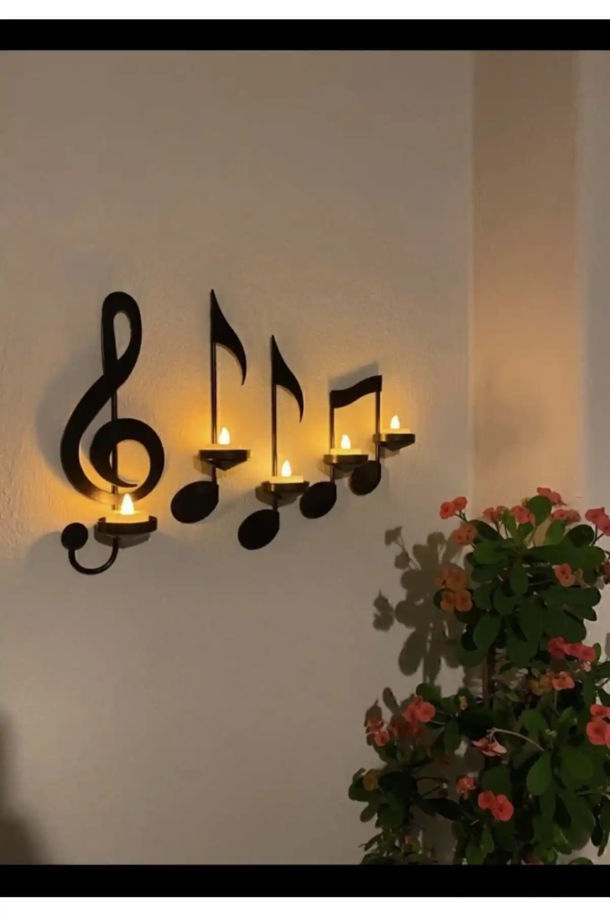 Sol Anahtarı Mumluklar ile İç Mekan Dekorasyonunda Zarif ve Anlamlı Dokunuşlar