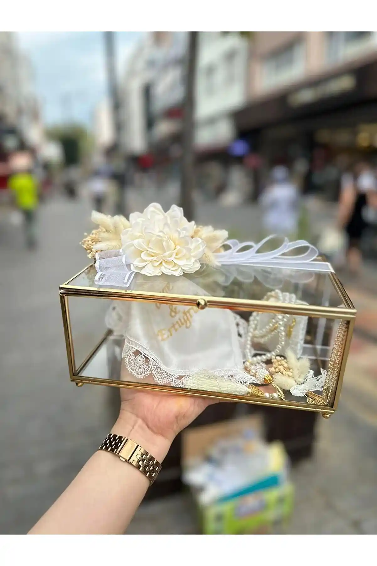 Söz Mendili Kutusu Fiyatları ve Dekorasyonda Zarif Anlamlı Detaylar