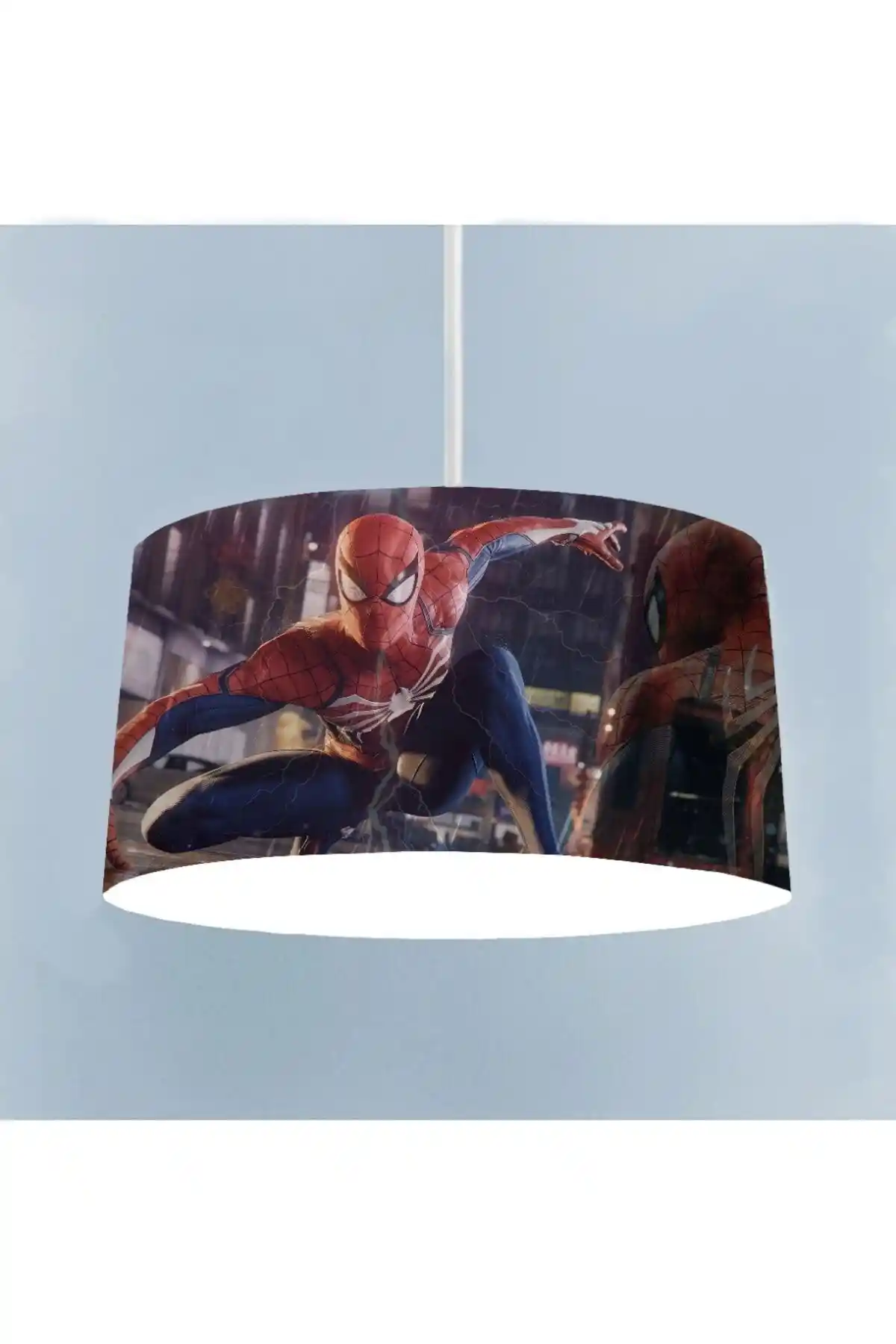 Spider-Man Temalı Dekorasyon ile Evinize Eğlence ve Özgünlük Katın