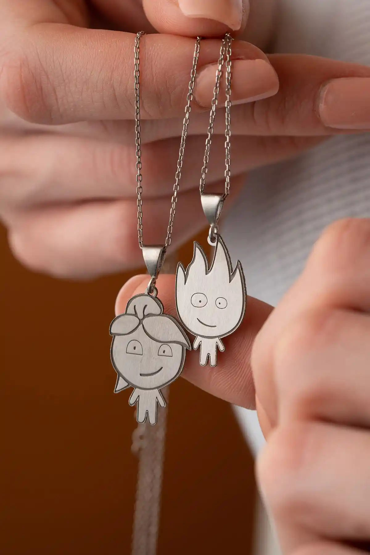 Su ve Ateş Sembolleri ile Denge ve Uyum Sağlayan Takı ve Dekorasyon Rehberi