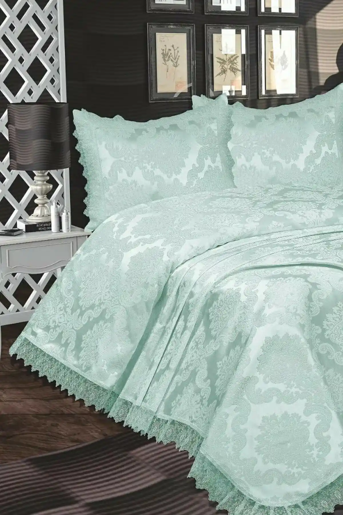 Su Yeşili Yatak Örtüsü Dekorasyon İpuçları ve Faydaları 75-90 Karakter