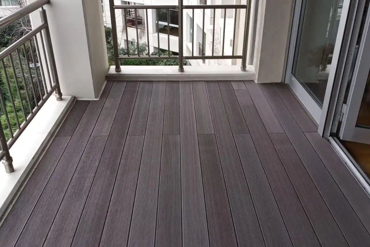 Suya Dayanıklı Balkon Zemin Döşeme Çeşitleri ve Dekorasyon İpuçları