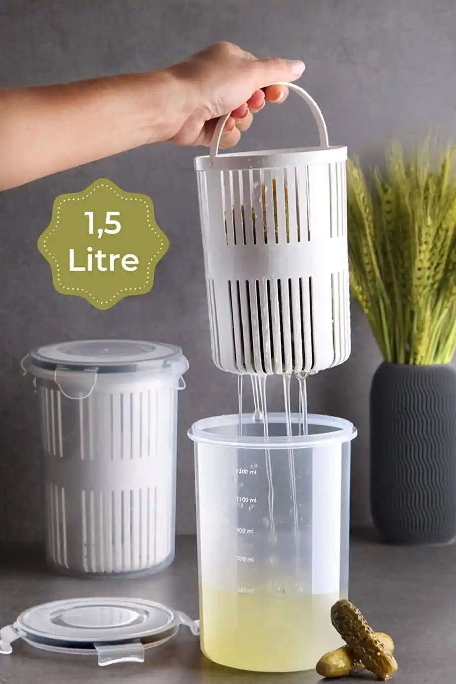 Süzgeçli Zeytin Saklama Kabı ile Mutfak Dekorasyonunuza Zarif ve Pratik Bir Dokunuş