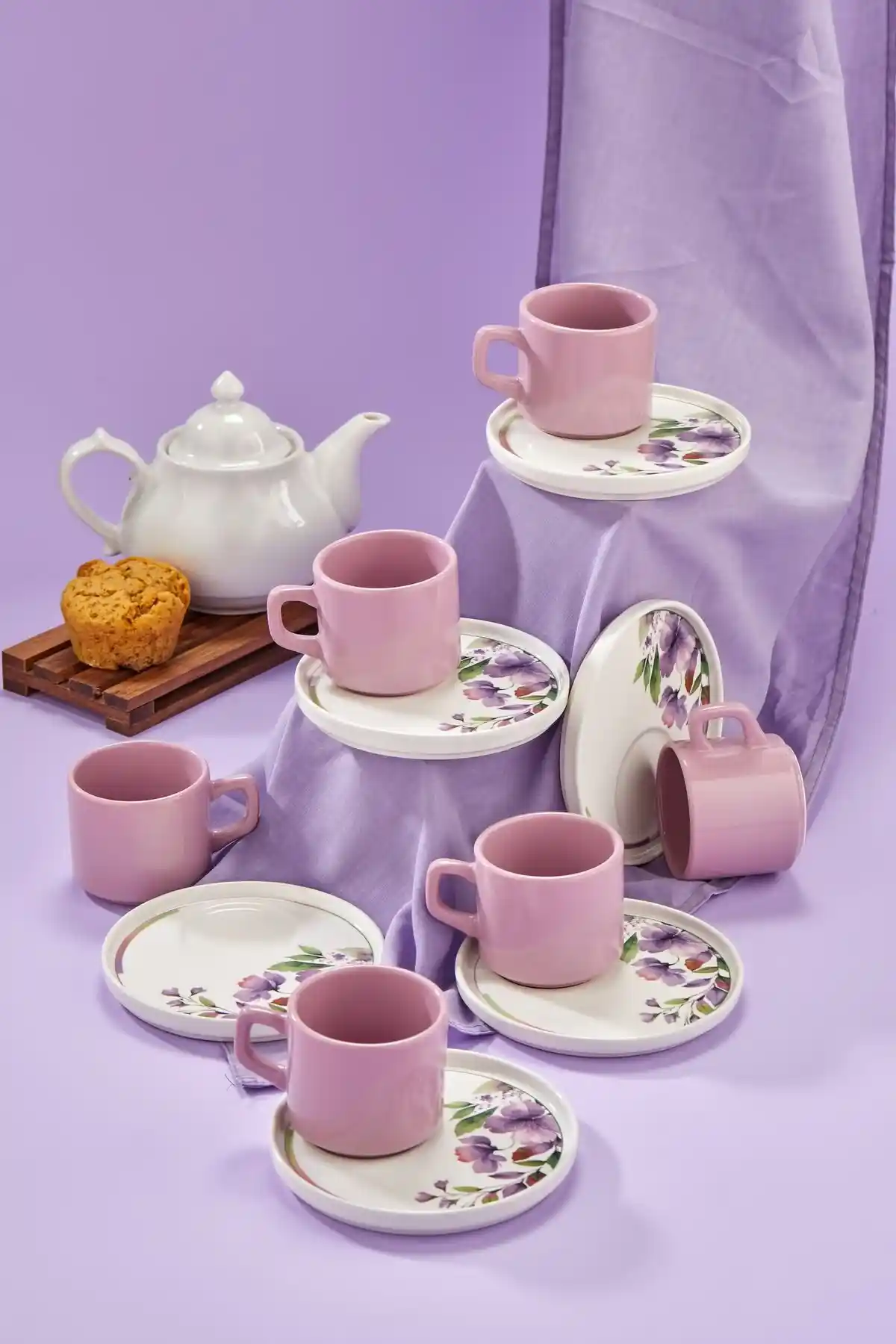 Tabaklı Dekorasyon ile Mekânlara Şıklık ve Kişisel Dokunuş Katma Yöntemleri