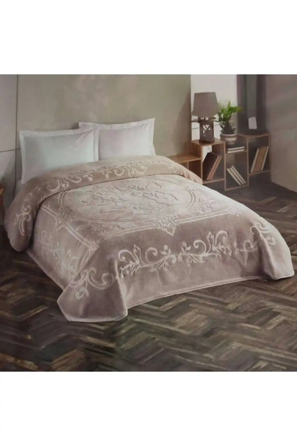 Taç Gelin Battaniyesiyle Dekorasyonun Zarif ve Şık Dokunuşları