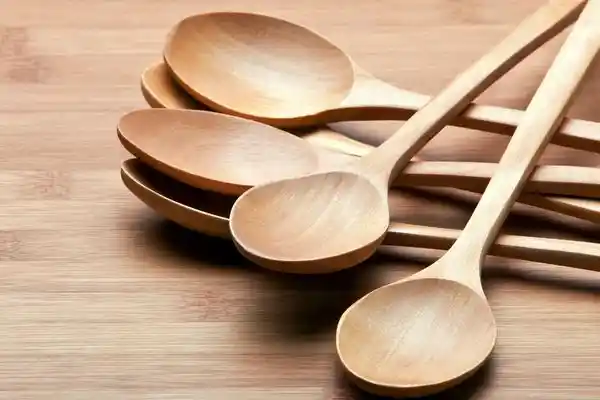 Tahta Kaşık Modelleri ve Dekorasyonda Doğallığın Şıklıkla Buluşması