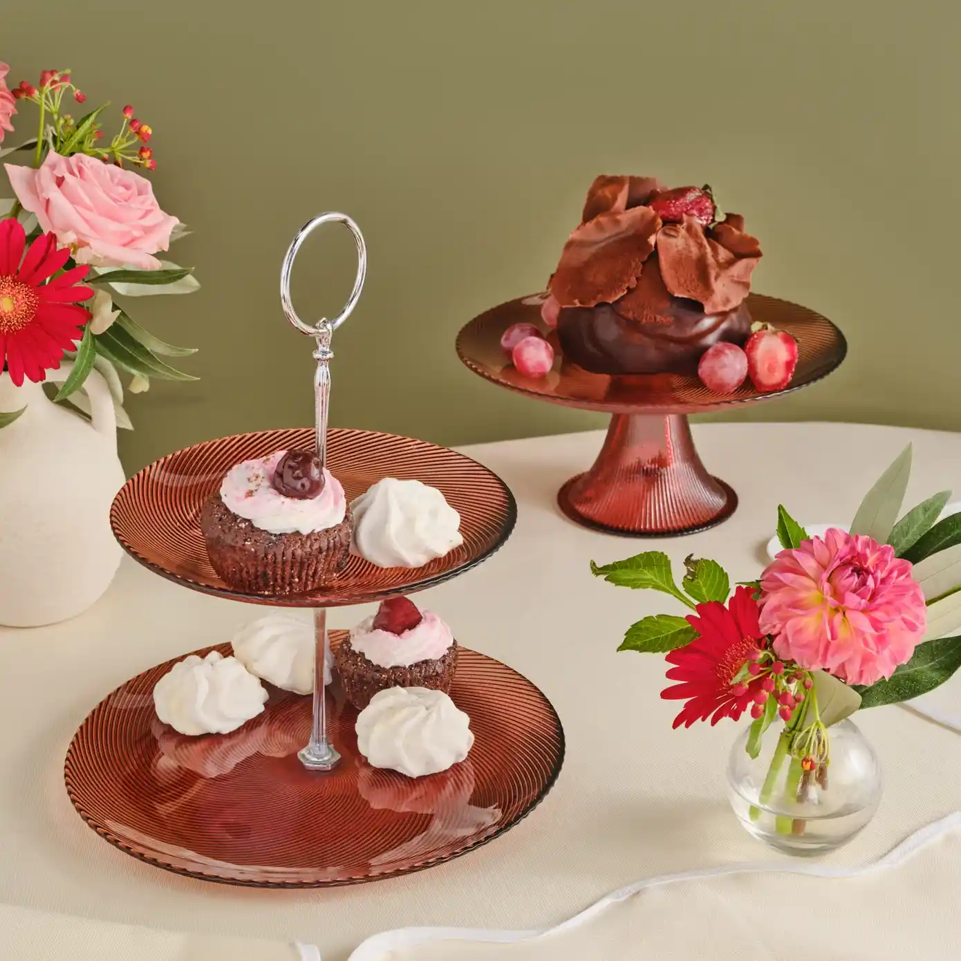 Tatlı Setleri ile Dekorasyonda Şıklık ve Fonksiyonelliği Bir Arada Yakalayın