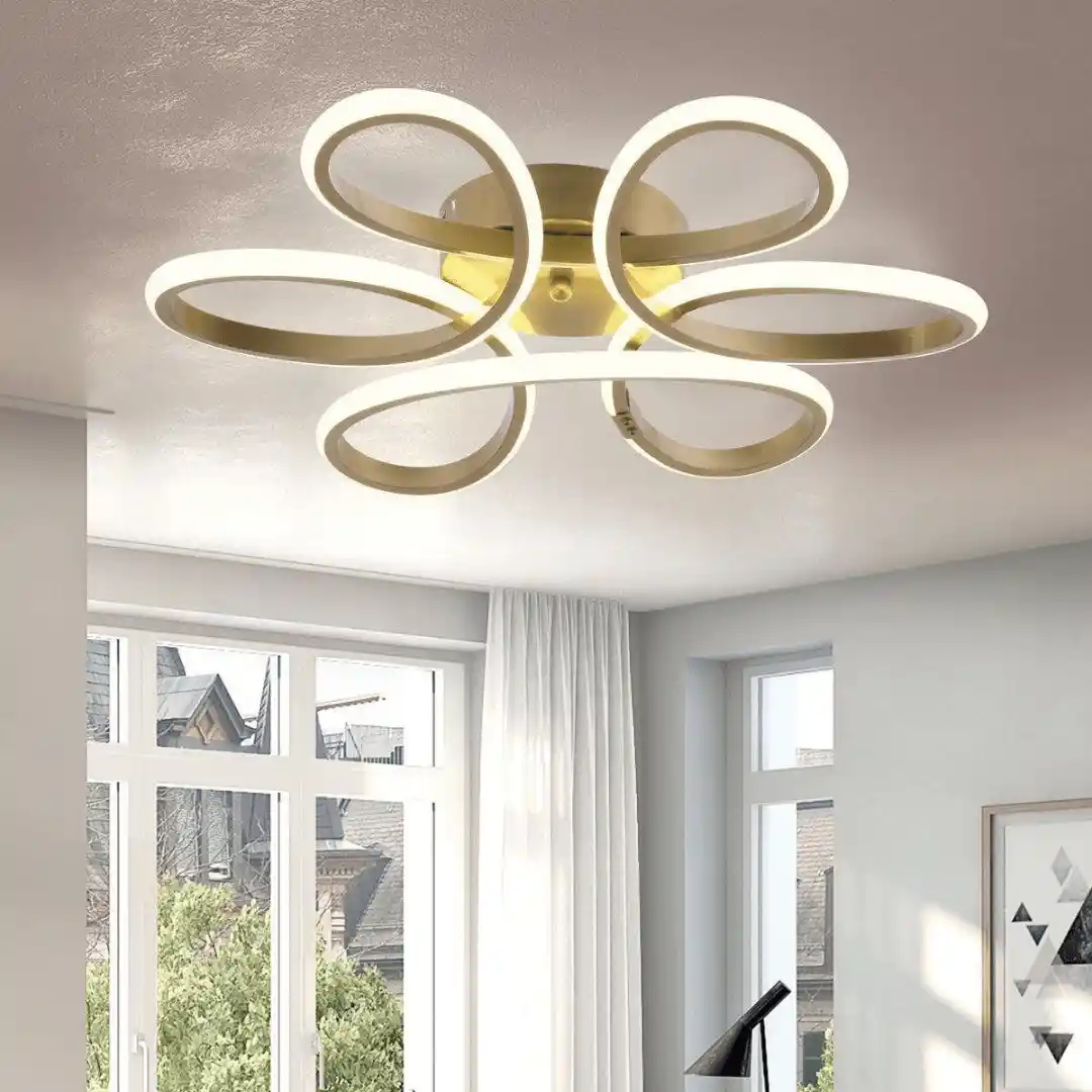 Tavana Sıfır Avize Seçimi ve Dekorasyonda Modern Çözümler