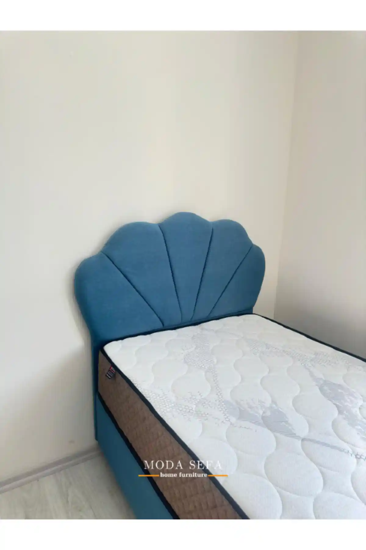 Tek Kişilik Baza Başlıkları ile Yatak Odalarınıza Şıklık ve Konfor Katın