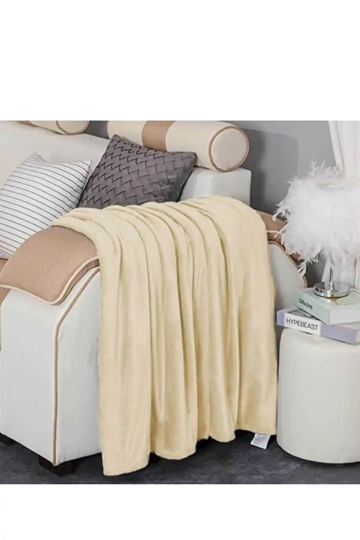 Tek Kişilik Peluş Battaniyelerle Dekorasyonda Sıcaklık ve Şıklık Yaratma Rehberi