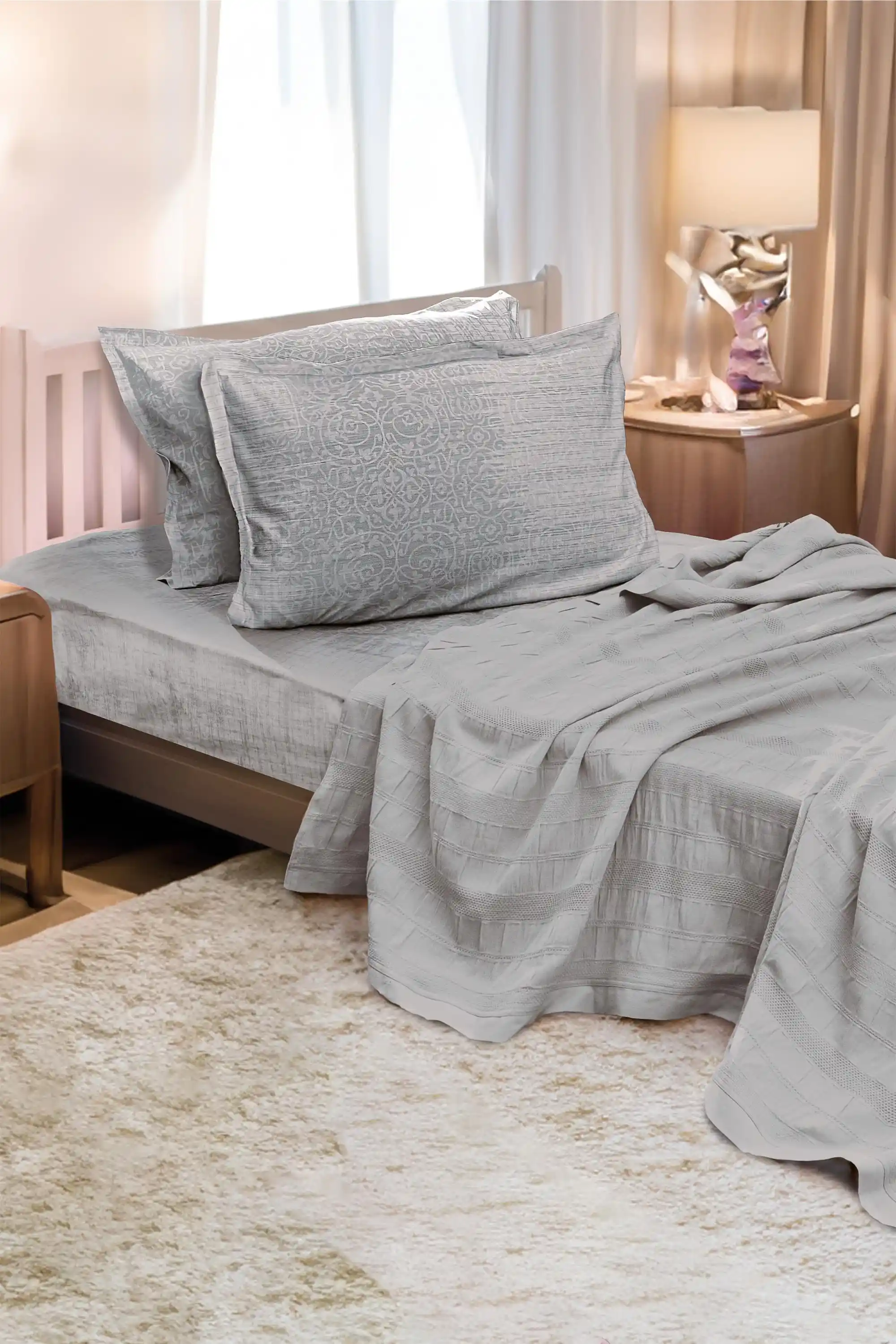 Tek Kişilik Pike Seçimi ve Dekorasyonda Şıklık ile Konforun Buluşması