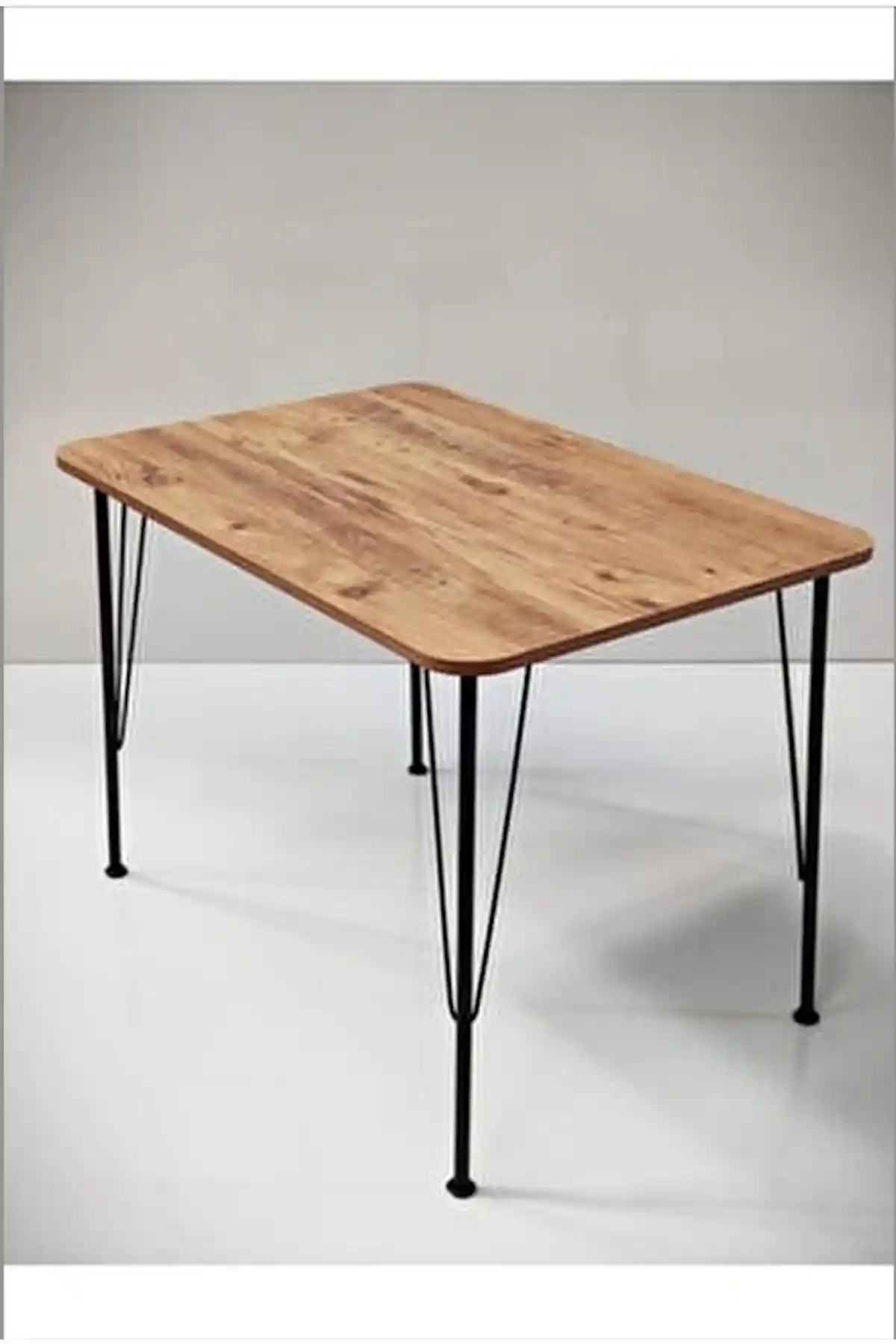 Tek Mutfak Masası Seçimi ve Dekorasyon İpuçlarıyla Fonksiyonel Alanlar Yaratın