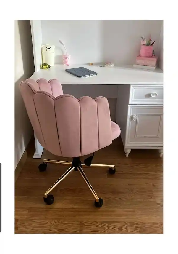 Tekerlekli Döner Sandalye ile Modern ve İşlevsel Dekorasyon Çözümleri