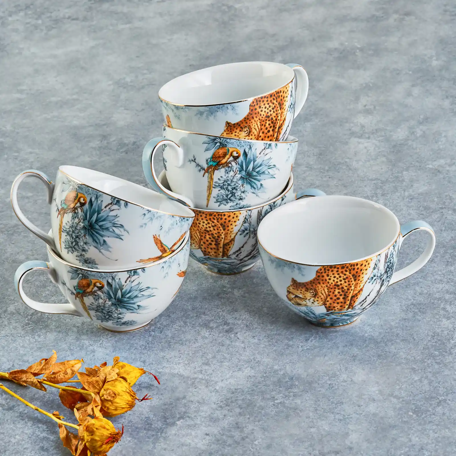 Tekli Çay Fincanı Dekorasyonunda Zarafet ve Fonksiyonellik Rehberi