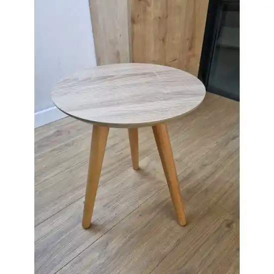 Tekli Sehpa Seçimi ve Dekorasyonda Kullanım İpuçları