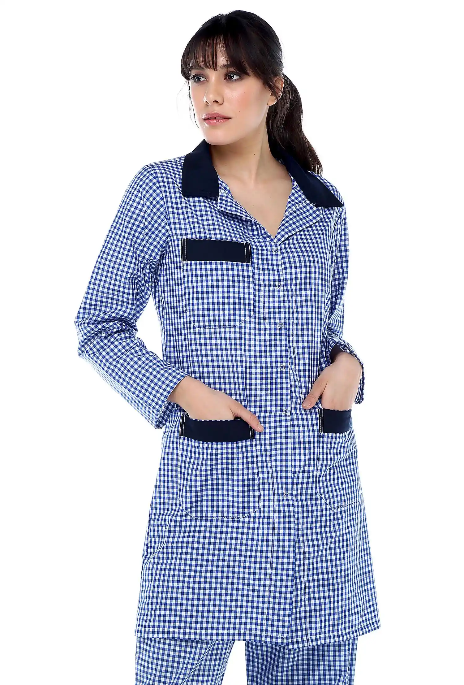 Temizlikçi Önlüğü Dekorasyonuyla Hem Fonksiyon Hem Şıklık Sağlar