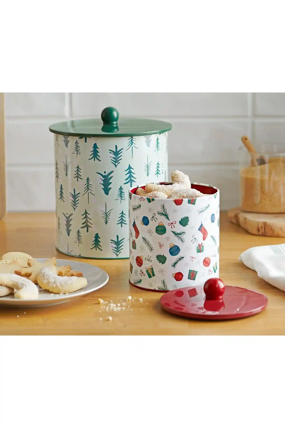 Teneke Kurabiye Kutuları ile Dekorasyonda Şıklık ve İşlevselliğin Buluşması