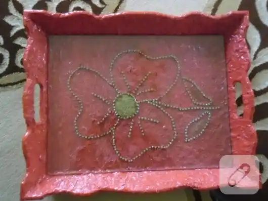 Tepsi Süsleme: Dekorasyonun Zarif ve Pratik Dokunuşu Rehberi