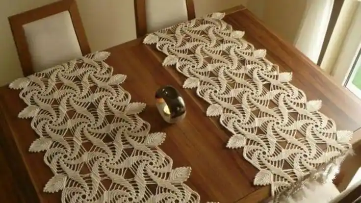 Tığ İşi Masa Örtüsü Modelleri ve Dekorasyonda Kullanım İpuçları