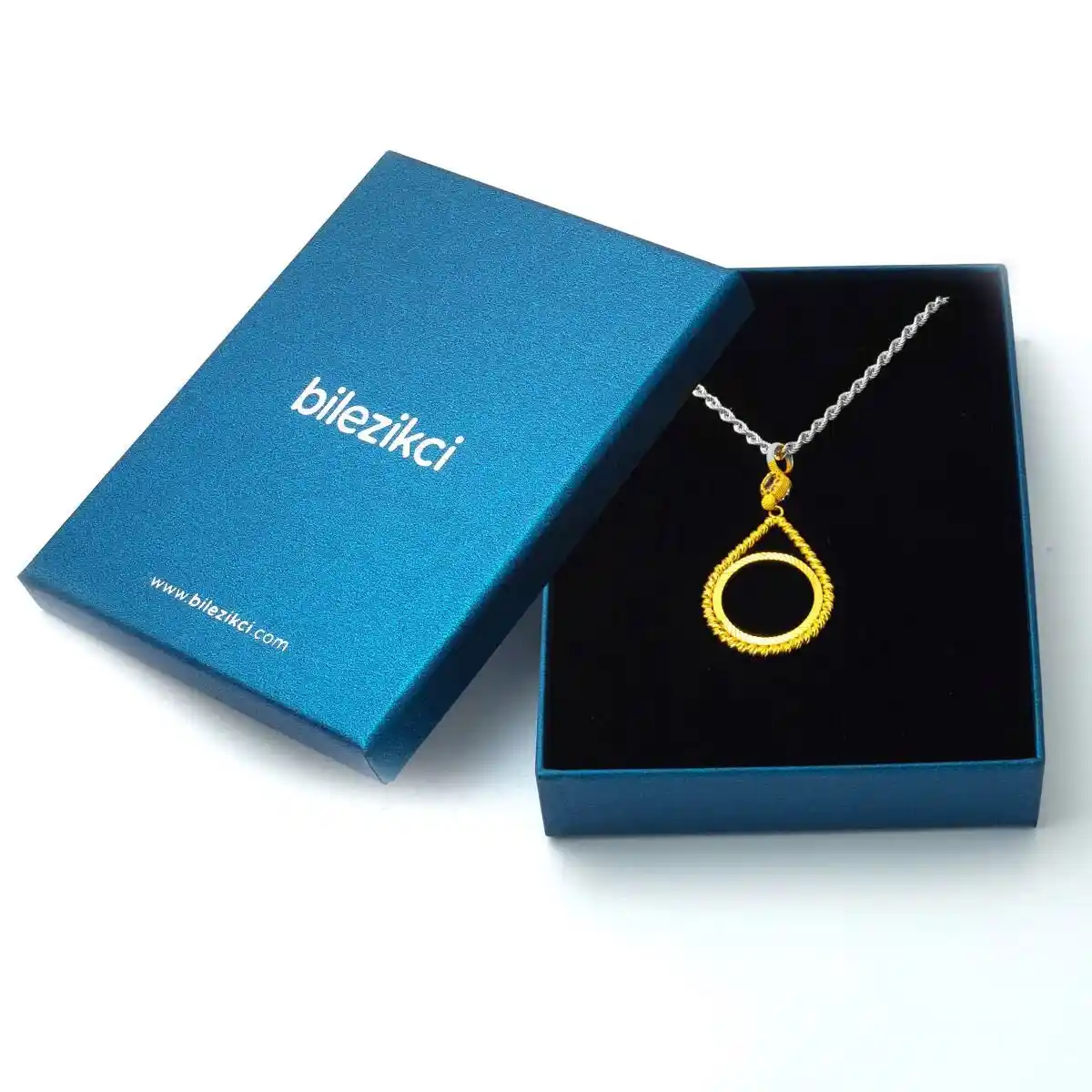 Toplu Çerçeve Kullanımıyla Dekorasyonda Estetik ve İşlevsellik Sağlama Rehberi