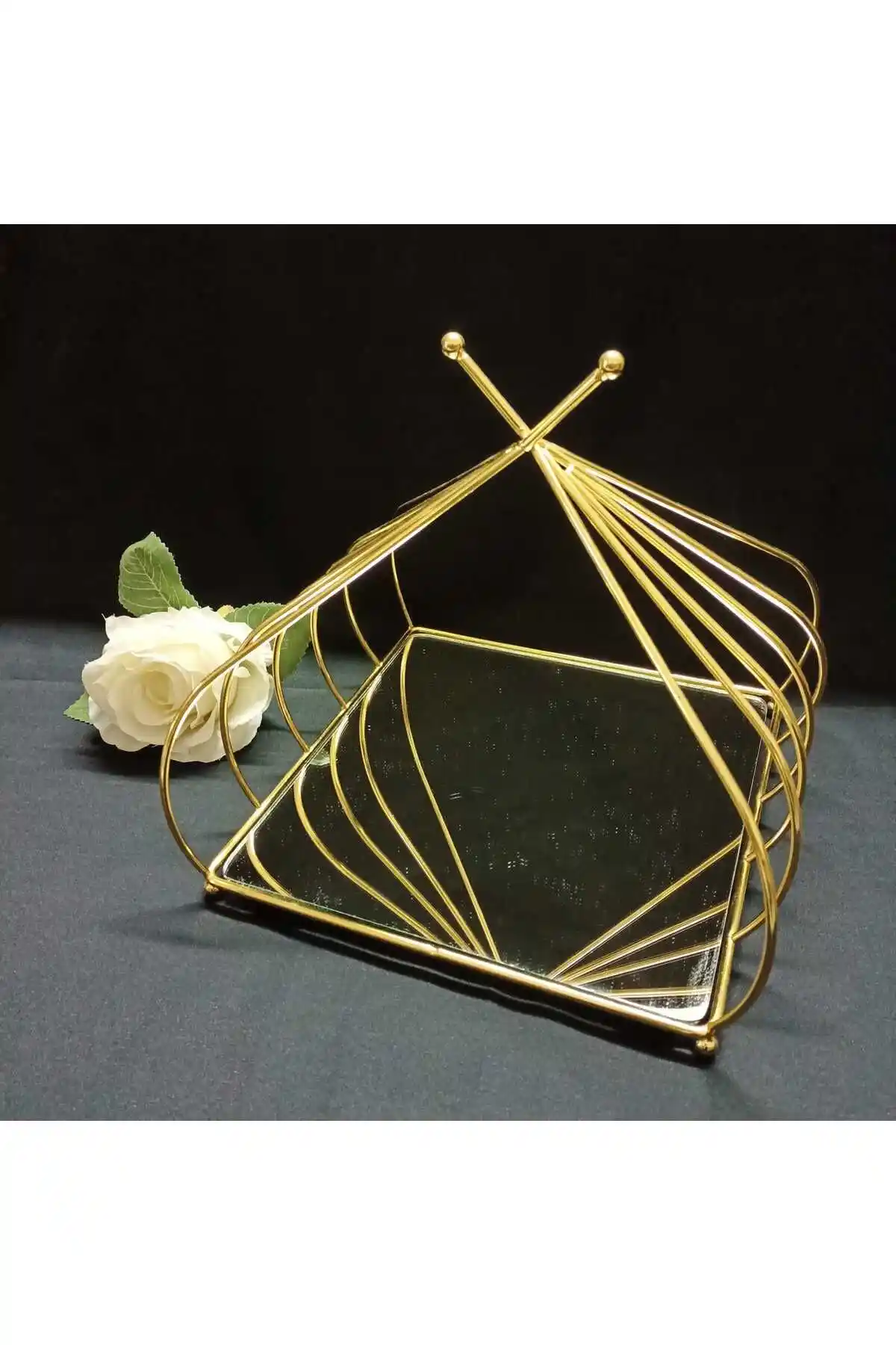 Trendyol Ev Aksesuarları ile Dekorasyonunuzu Yenileyin ve Şıklık Katın