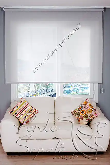 Tül Stor Perde: Modern ve Şık Dekorasyon İçin Fonksiyonel Çözüm