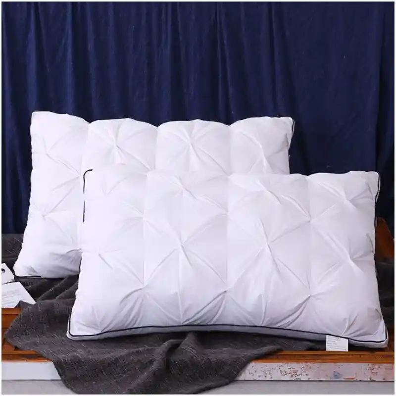 Tüy Yastıkların Dekorasyonda Kullanımı ve Estetik Katkıları