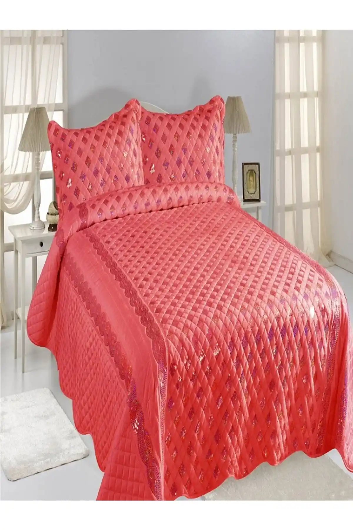 Tüylü Yatak Örtüsü ile Yatak Odasında Şıklık ve Konforun Uyumunu Yakalayın