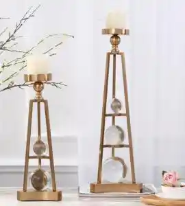 TV Yanı Aksesuarlarıyla Oturma Odanızı Şık ve Fonksiyonel Hale Getirin