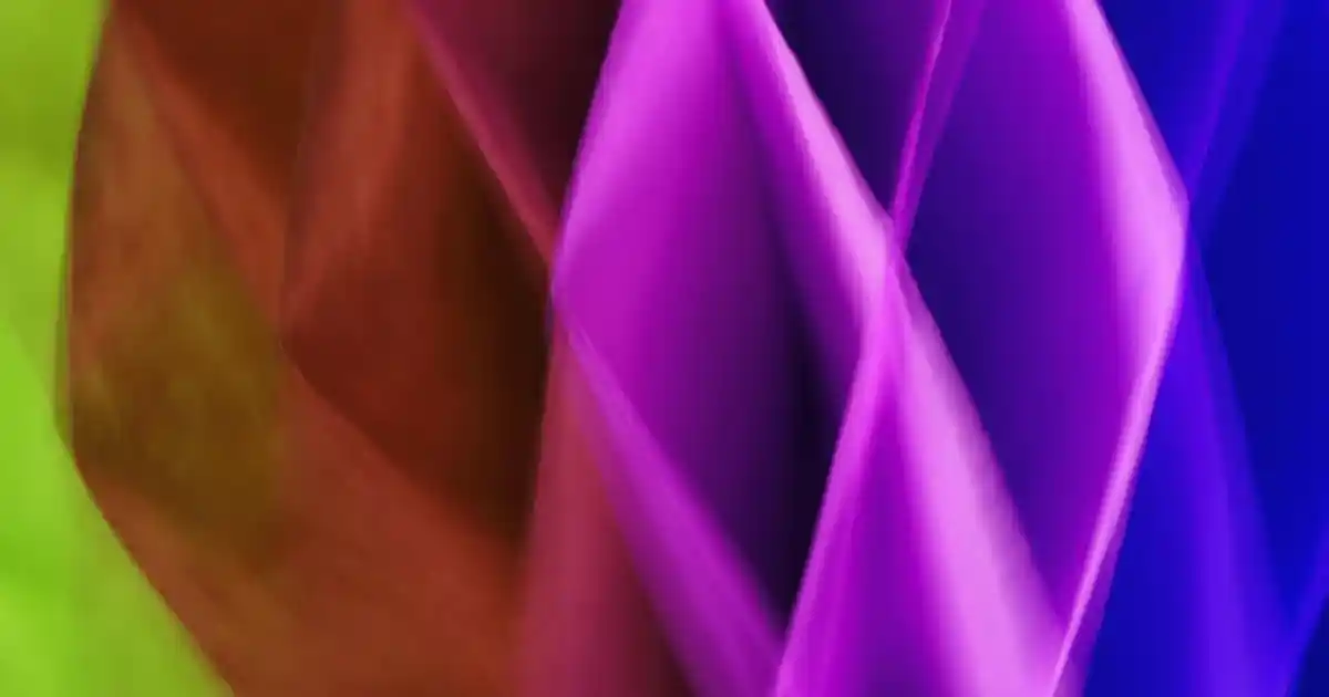 Unicorn Aynasıyla Dekorasyon Trendleri: Masalsı ve Şık Bir Atmosfer Yaratma Rehberi