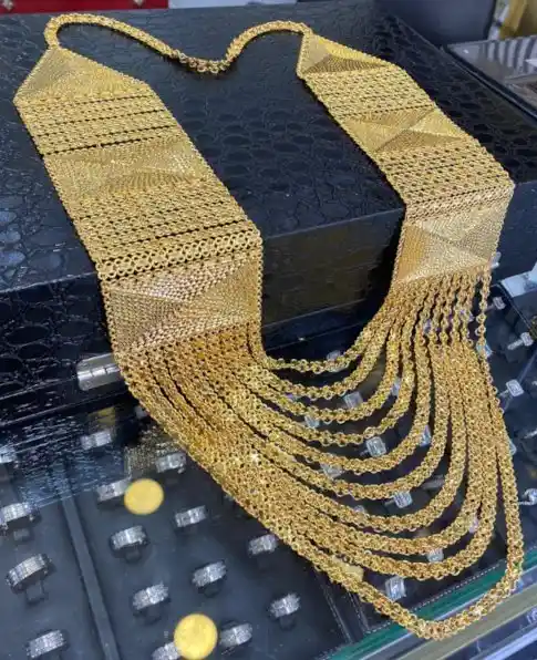 Urfa Akıtması Kolyesi Dekorasyonda Kullanım İpuçları ve Yaratıcı Fikirler