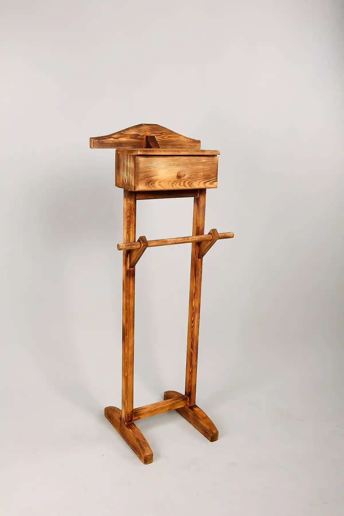 Uşak Askı ile Dekorasyonunuzu Güncel Trendlerle Zenginleştirin