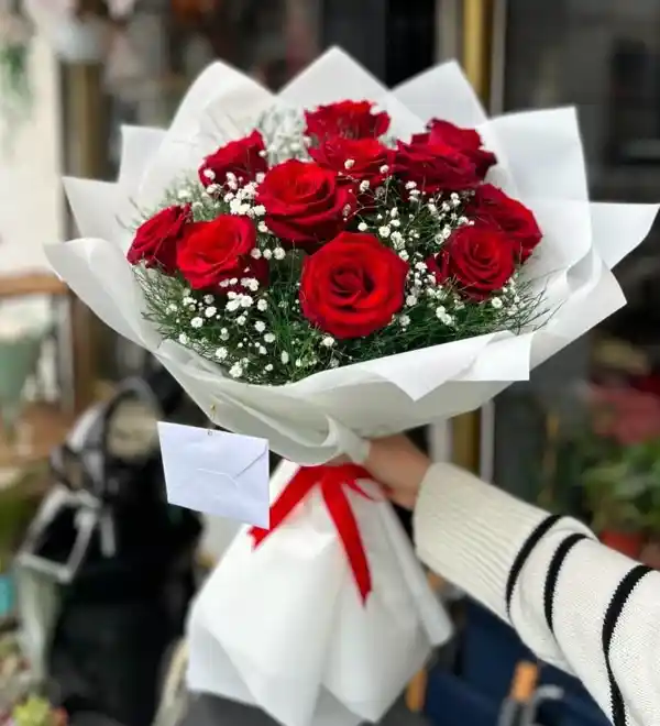 Uşak'ta Güvenilir ve Hızlı Çiçek Siparişi ile Dekorasyonunuzu Zenginleştirin