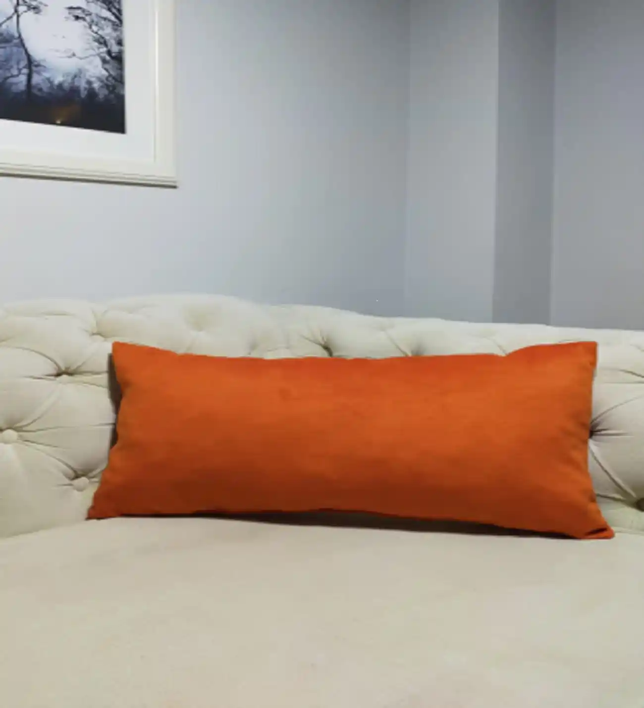 Uzun Koltuk Kırlentleri ile Dekorasyonun Şıklık ve Konforu Buluşması