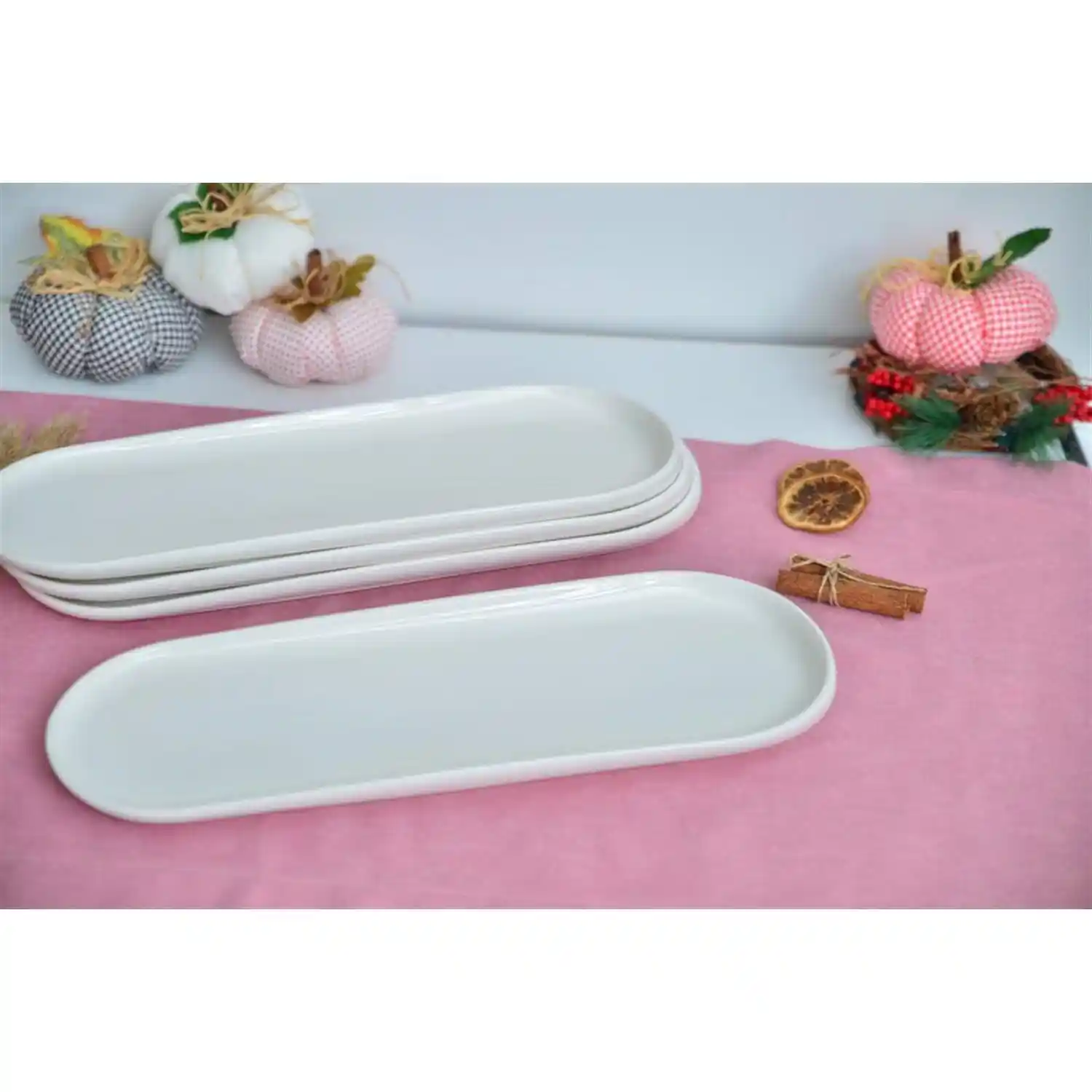 Uzun Servis Tabağı ile Şık ve Fonksiyonel Sofra Dekorasyonu Rehberi