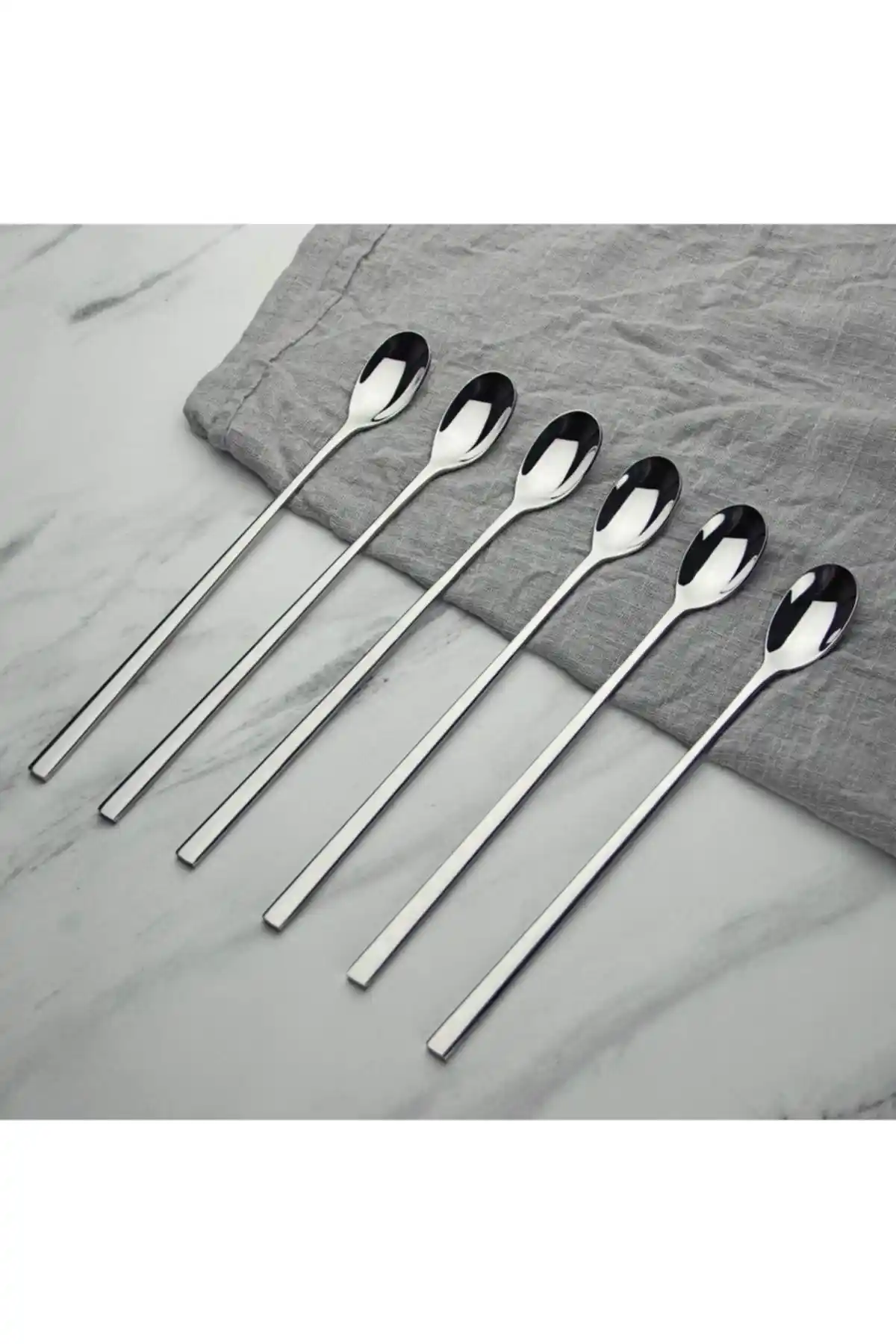 Uzun Tatlı Kaşığı ile Dekorasyonda Zarafetin Simgesi ve Mekânlara Katkıları