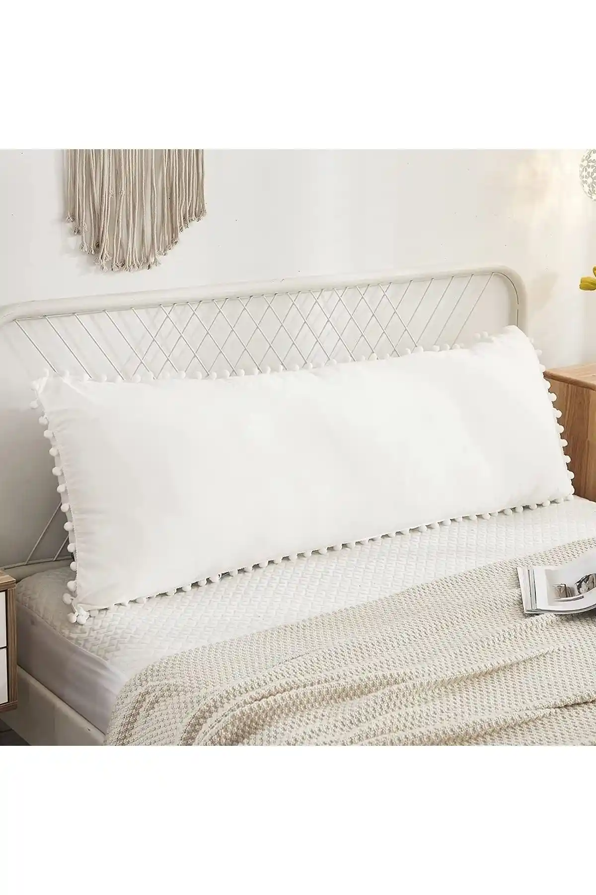 Uzun Yastık Kılıfıyla Dekorasyonda Şıklık ve Fonksiyonellik Nasıl Sağlanır