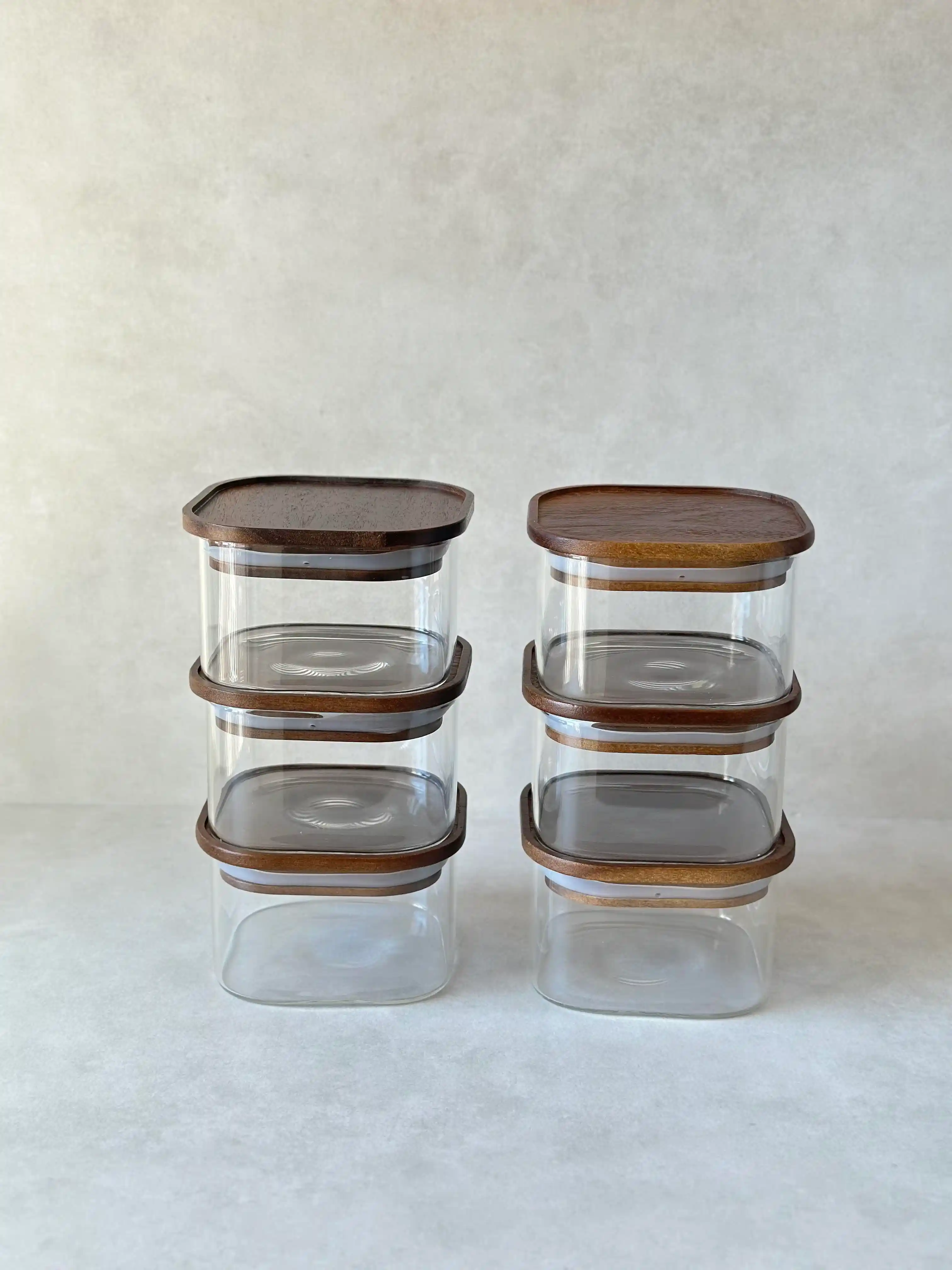 Vakum Kapaklı Saklama Kapları ile Gıda Koruma ve Modern Dekorasyon Çözümleri